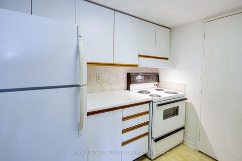 Photo 17 at 405 - 150 Alton Towers Circle, Milliken, Toronto