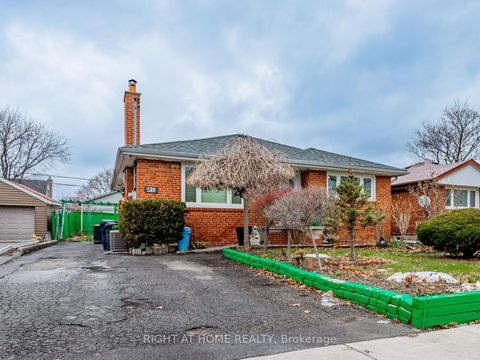 Photo 1 at 120 Redwater Drive, Kipling, Toronto