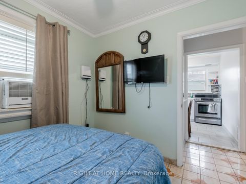 Photo 16 at 120 Redwater Drive, Kipling, Toronto