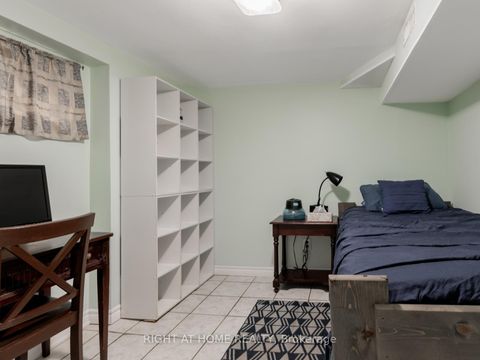 Photo 26 at 120 Redwater Drive, Kipling, Toronto