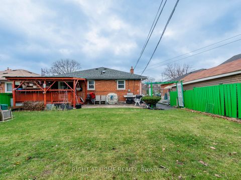 Photo 34 at 120 Redwater Drive, Kipling, Toronto