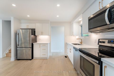 Photo 10 at 2296 Devon Road, FD Ford, Oakville