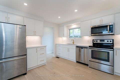 Photo 13 at 2296 Devon Road, FD Ford, Oakville