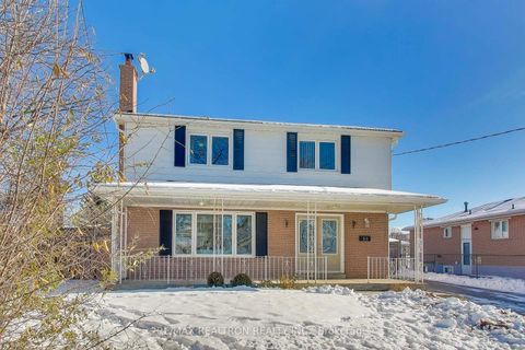 Photo 2 at 30 Bloomington Crescent, Black Creek, Toronto