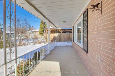 Photo 4 at 30 Bloomington Crescent, Black Creek, Toronto