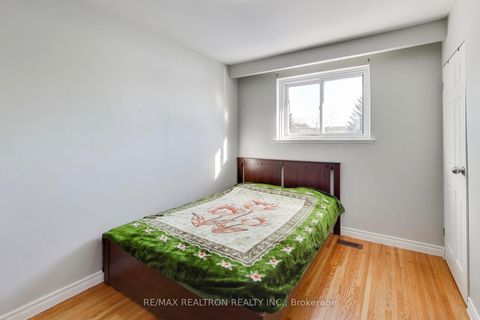 Photo 17 at 30 Bloomington Crescent, Black Creek, Toronto