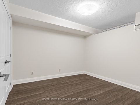 Photo 15 at 1015 - 18 Parkview Avenue, Willowdale East, Toronto