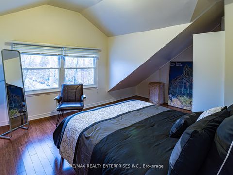 Photo 15 at 92 Dixon Avenue, The Beaches, Toronto