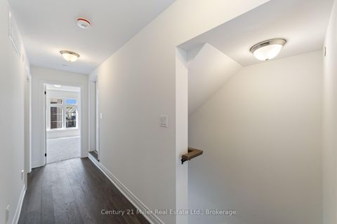 Photo 12 at 36 - 260 Melody Common, RO River Oaks, Oakville