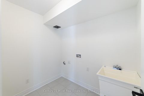 Photo 15 at 36 - 260 Melody Common, RO River Oaks, Oakville