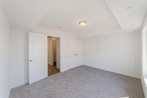 Photo 14 at 48 - 2140 Trafalgar Road, RO River Oaks, Oakville