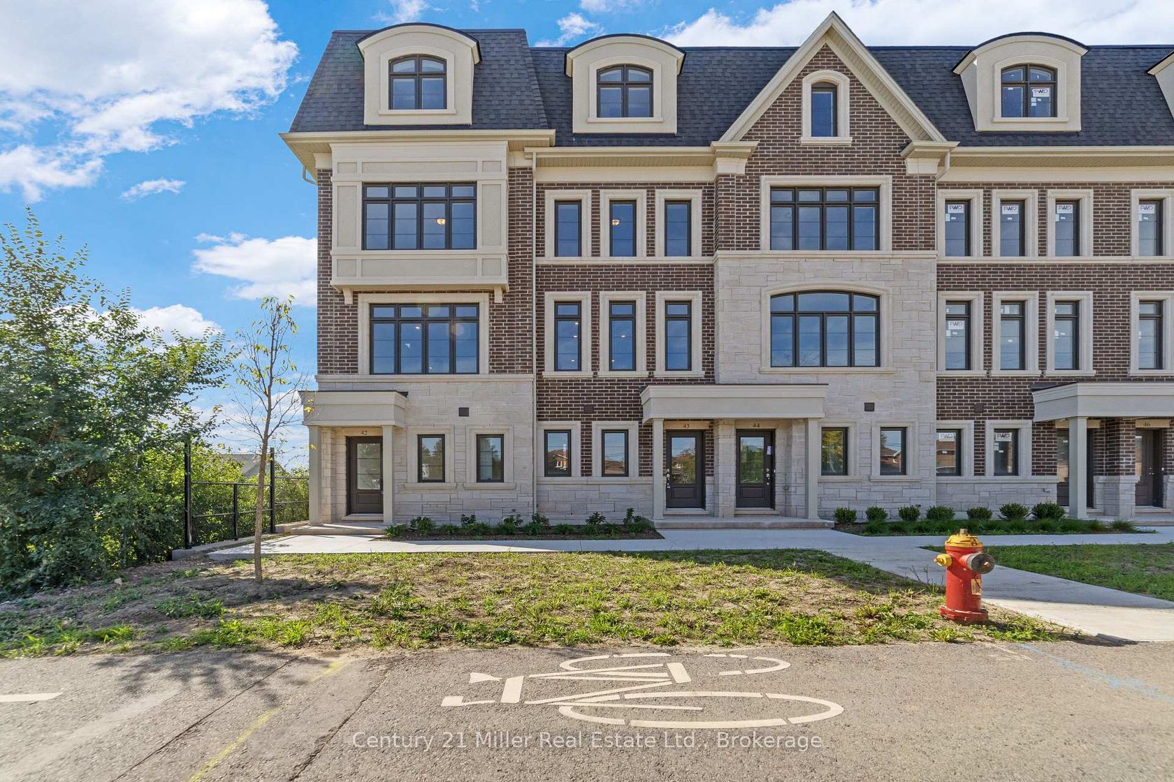 48 - 2140 Trafalgar Road, RO River Oaks, Oakville 