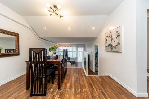Photo 12 at 143 - 34 Venetian Crescent, Jane Heights, Toronto
