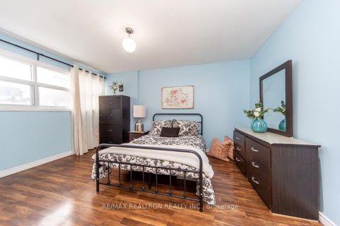 Photo 31 at 143 - 34 Venetian Crescent, Jane Heights, Toronto