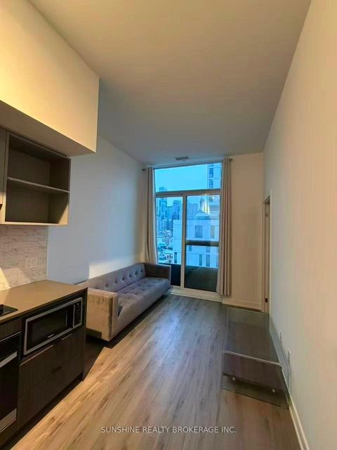 Photo 10 at 1009 - 252 CHURCH Street, Yonge Corridor, Toronto