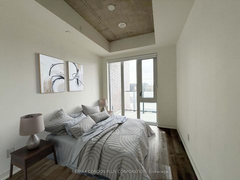 Photo 5 at 402 - 1808 St Clair Avenue W, Pellam Park, Toronto