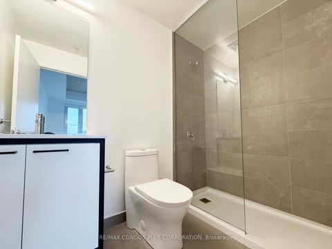 Photo 7 at 402 - 1808 St Clair Avenue W, Pellam Park, Toronto