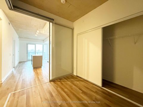 Photo 9 at 402 - 1808 St Clair Avenue W, Pellam Park, Toronto