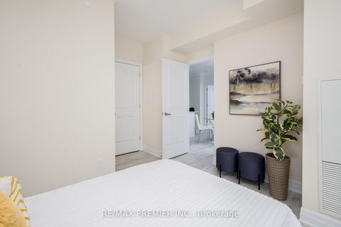 Photo 20 at 909 - 9085 Jane Street, Concord, Vaughan