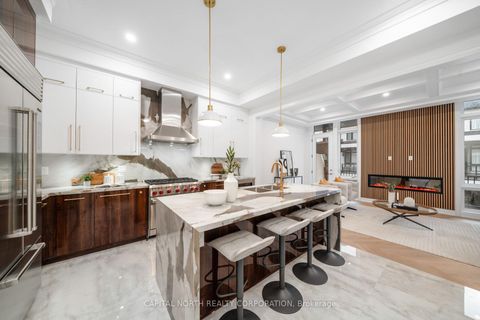 Photo 8 at 4B McCachen Street, Oak Ridges, Richmond Hill