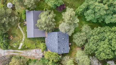 Photo 2 at 14170 Yonge Street, Aurora Estates, Aurora