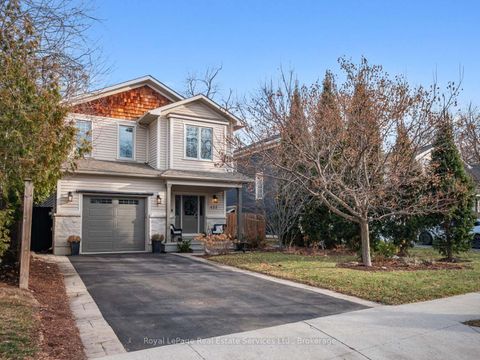 Photo 1 at 437 Inglehart Street N, OO Old Oakville, Oakville