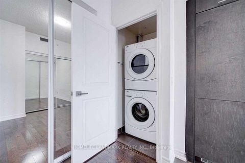 Photo 11 at 304 - 23 Glebe Road W, Eglinton, Toronto