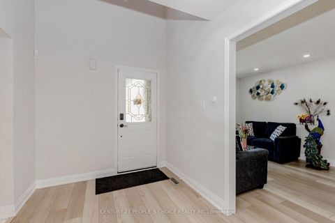 Photo 4 at 47 Blair Crescent, Grove East, Barrie