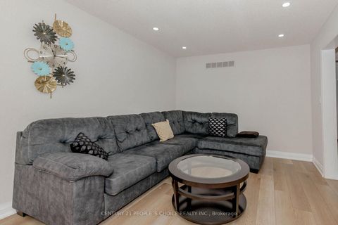 Photo 19 at 47 Blair Crescent, Grove East, Barrie