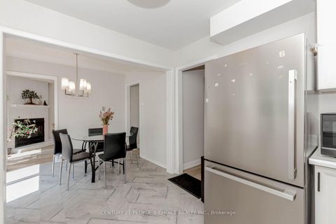 Photo 30 at 47 Blair Crescent, Grove East, Barrie