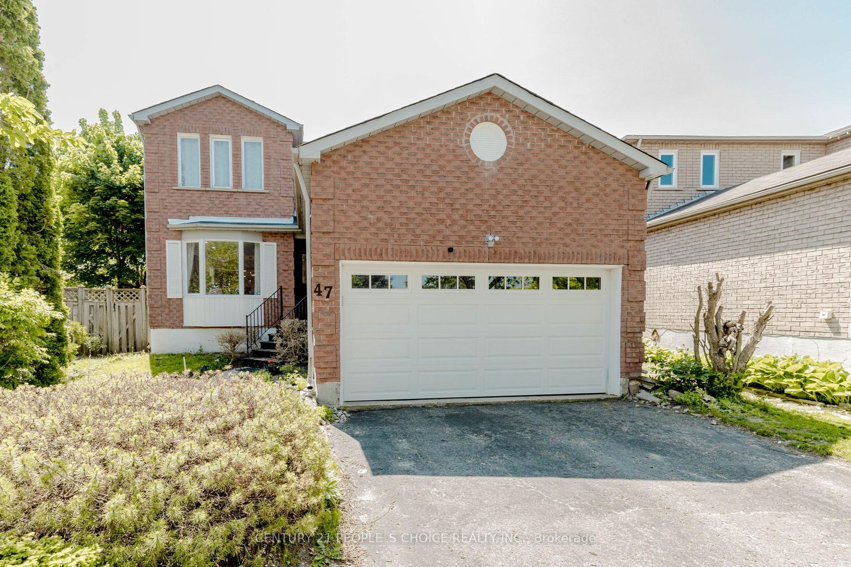 47 Blair Crescent, Grove East, Barrie photo number 2