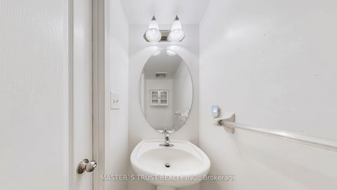 Photo 11 at Unit4 - 74 Munro Street, South Riverdale, Toronto