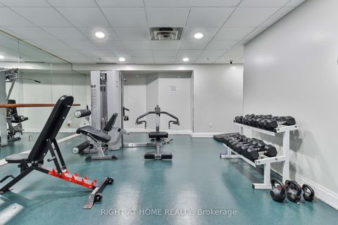 Photo 10 at 611 - 309 Major Mackenzie Drive E, Harding, Richmond Hill