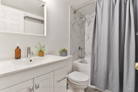 Photo 33 at 611 - 309 Major Mackenzie Drive E, Harding, Richmond Hill