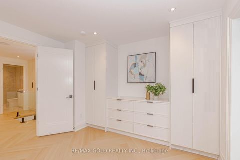 Photo 23 at 786 Euclid Avenue, Annex, Toronto