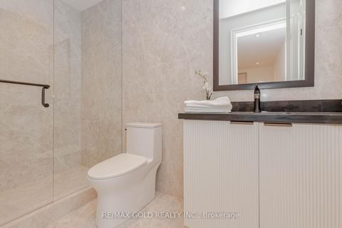 Photo 27 at 786 Euclid Avenue, Annex, Toronto