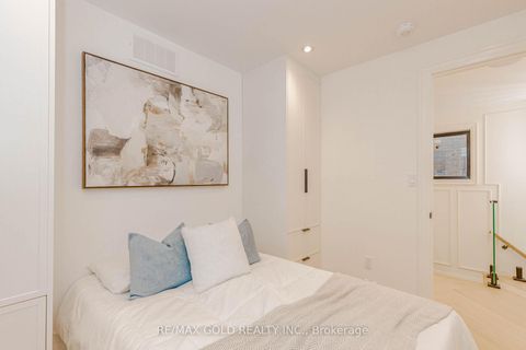 Photo 30 at 786 Euclid Avenue, Annex, Toronto