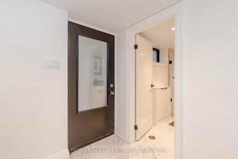 Photo 32 at 786 Euclid Avenue, Annex, Toronto