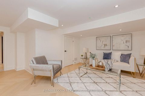 Photo 35 at 786 Euclid Avenue, Annex, Toronto