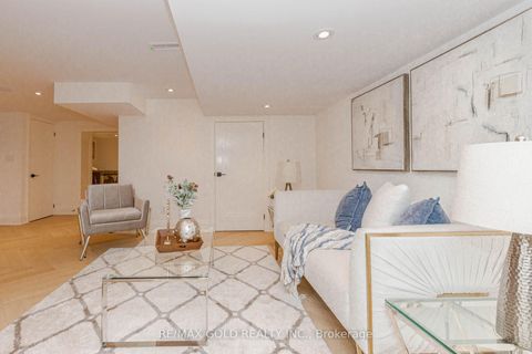 Photo 36 at 786 Euclid Avenue, Annex, Toronto