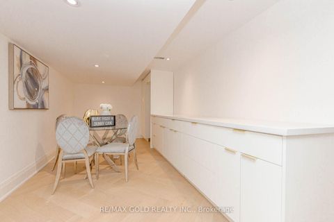 Photo 38 at 786 Euclid Avenue, Annex, Toronto