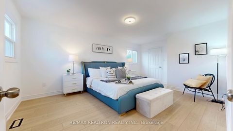 Photo 23 at 62 Bishop Crescent, Markham Village, Markham