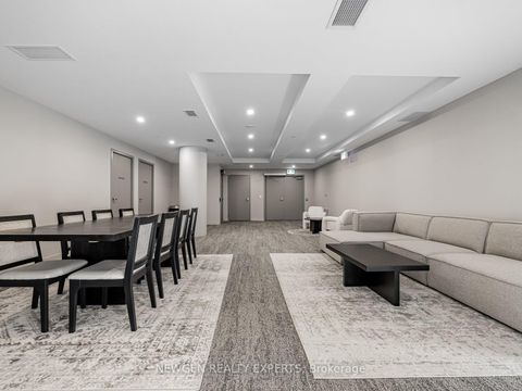 Photo 4 at 824 - 859 The Queensway, Queensway, Toronto