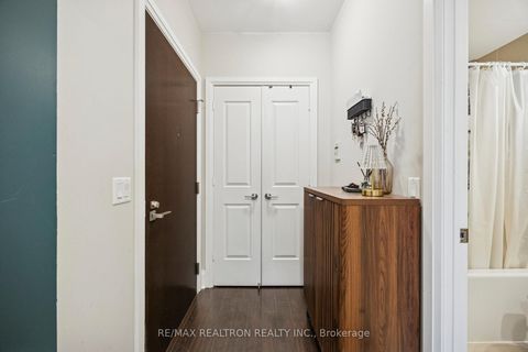 Photo 7 at 323 - 100 Harrison Garden Boulevard, Willowdale East, Toronto