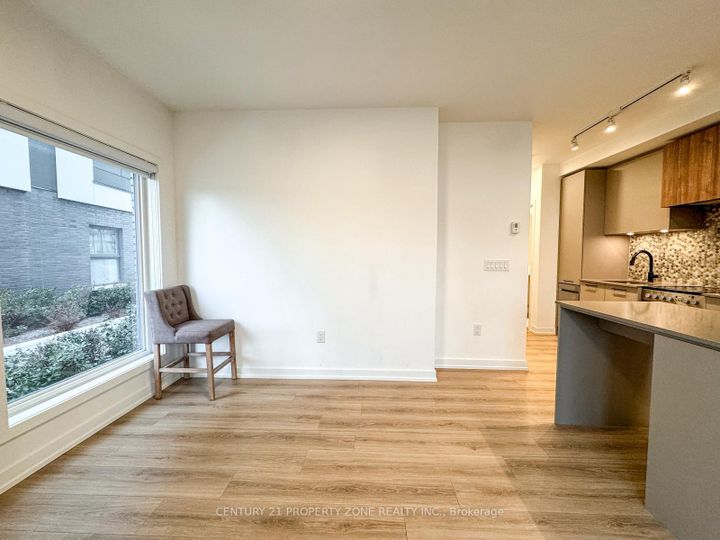 Photo 4 at 06 - 20 Lagerfeld Drive, Northwest Brampton, Brampton