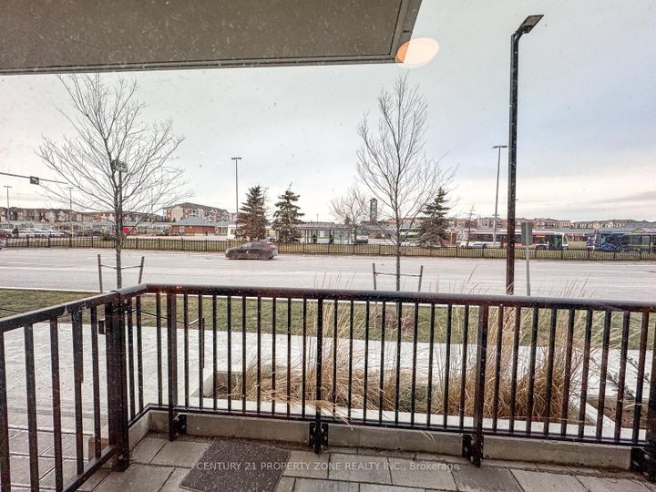 Photo 10 at 06 - 20 Lagerfeld Drive, Northwest Brampton, Brampton