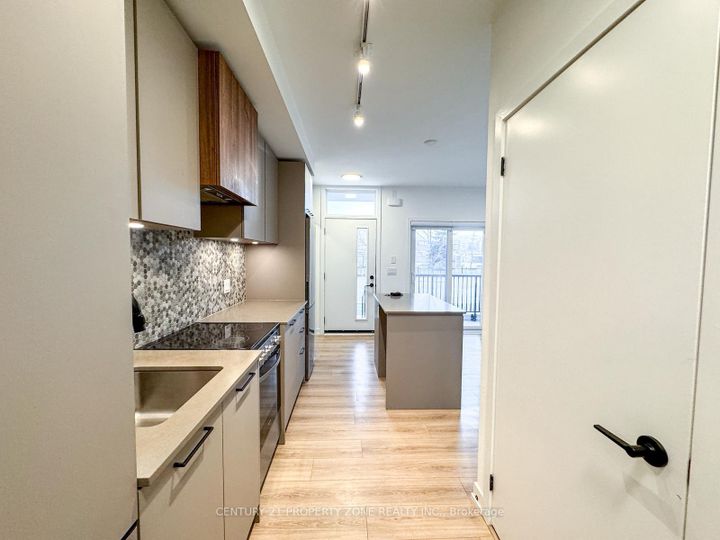 Photo 14 at 06 - 20 Lagerfeld Drive, Northwest Brampton, Brampton