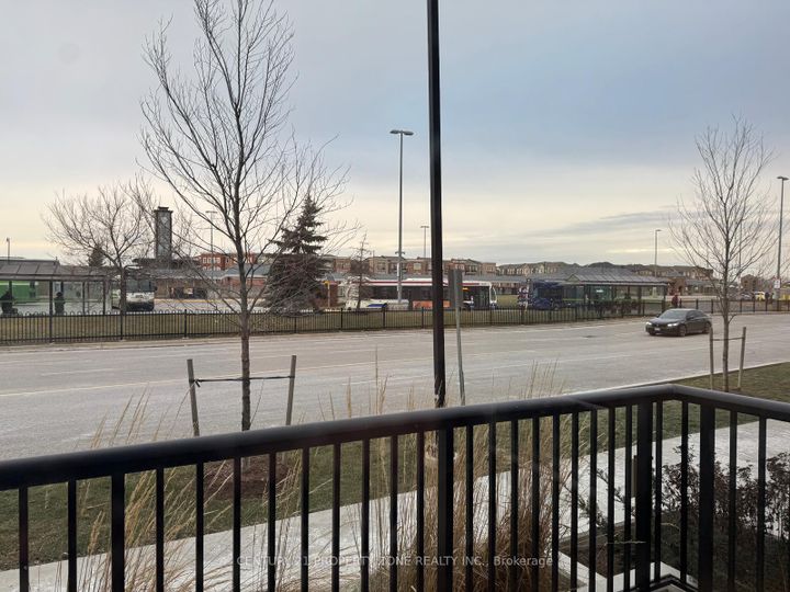 Photo 23 at 06 - 20 Lagerfeld Drive, Northwest Brampton, Brampton