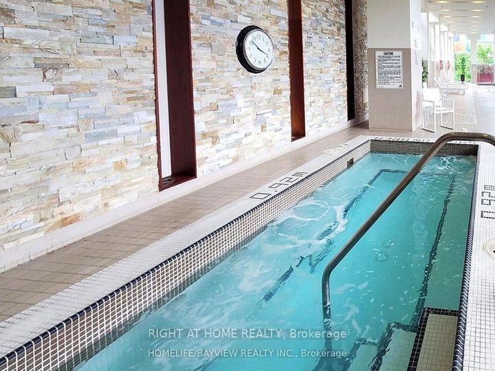 Photo 14 at 1701B - 19 Singer Court, Bayview Village, Toronto