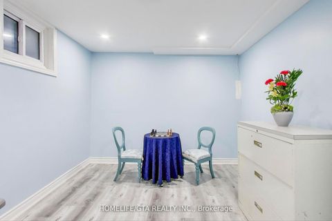 Photo 22 at 6 Windy Golfway, Flemingdon Park, Toronto